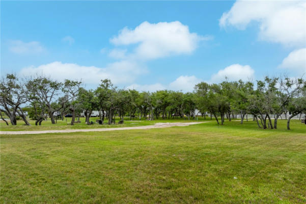 2111 ARMSTRONG RD, ARANSAS PASS, TX 78336, photo 4 of 19