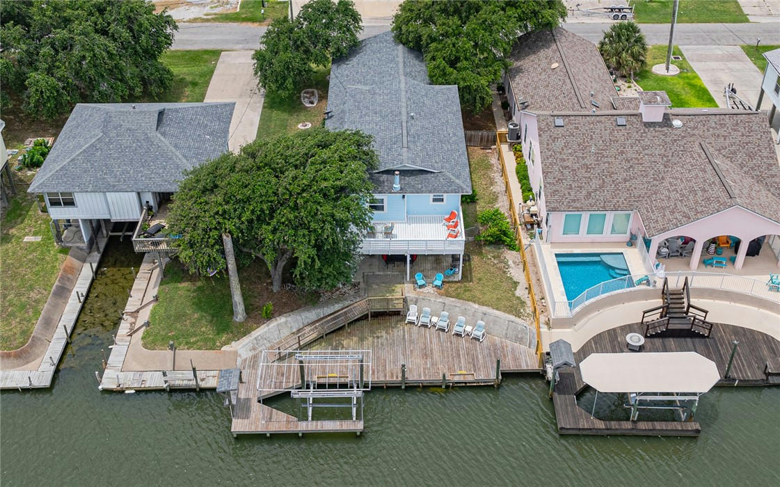 246 STARBOARD AVE, ROCKPORT, TX 78382, photo 1 of 40