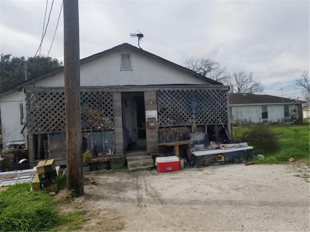 216 N LUQUE @ FULTON, SINTON, TX 78387, photo 1