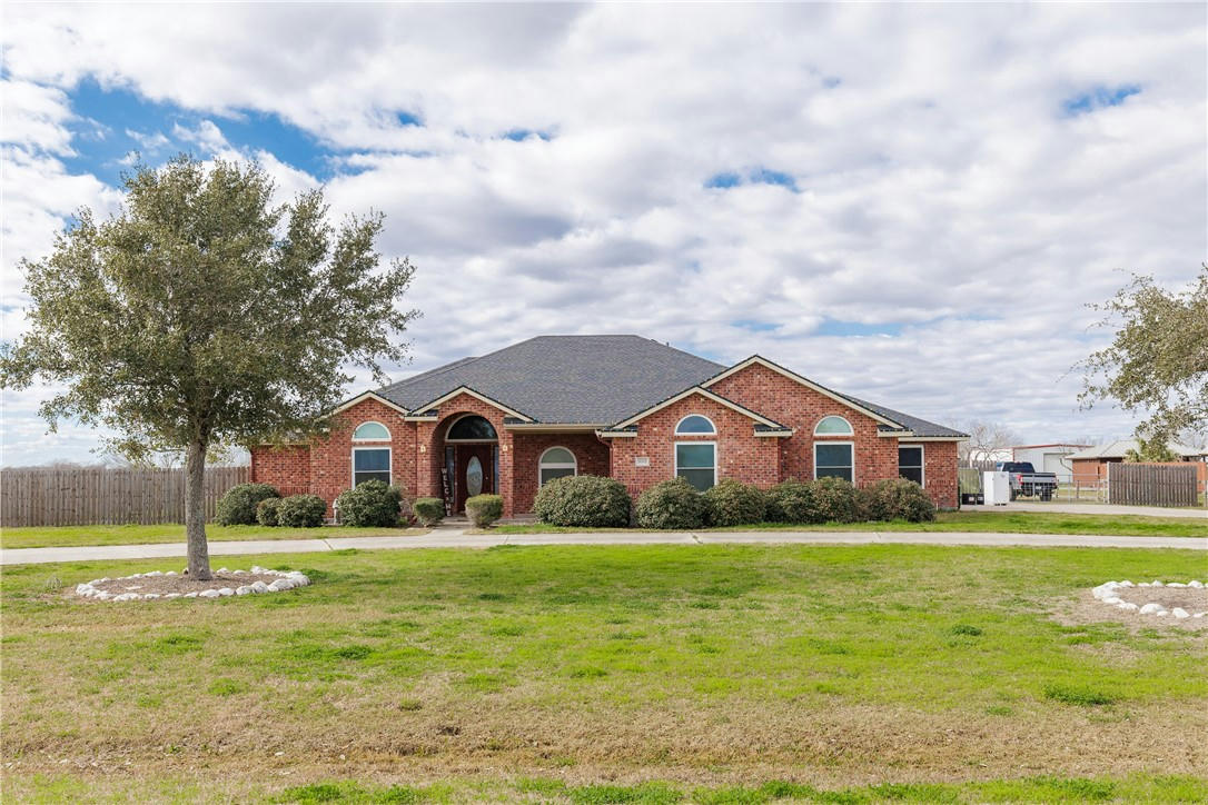 5985 COUNTY ROAD 1632, ODEM, TX 78370, photo 1 of 33