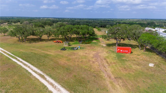1510 HIGHWAY 181 FRONTAGE N, BEEVILLE, TX 78102, photo 3 of 40
