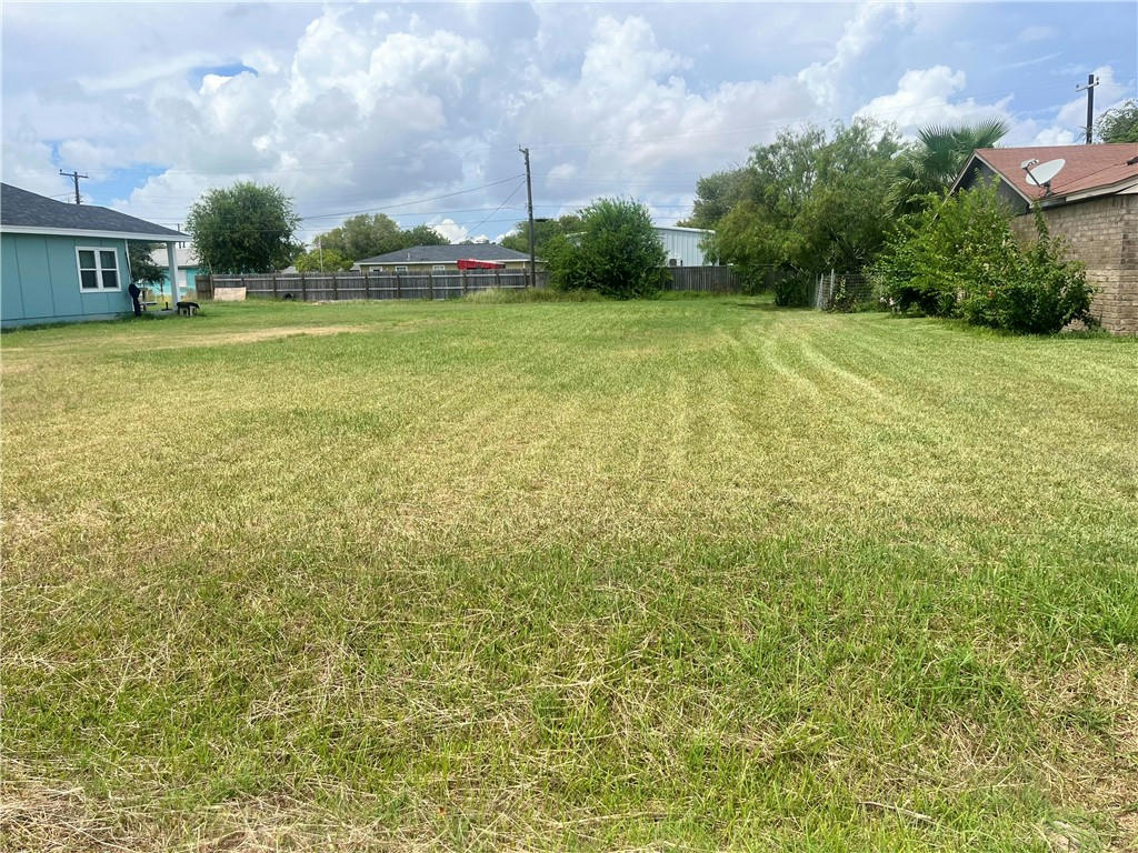 2743 AVENUE J, INGLESIDE, TX 78362, photo 1 of 5